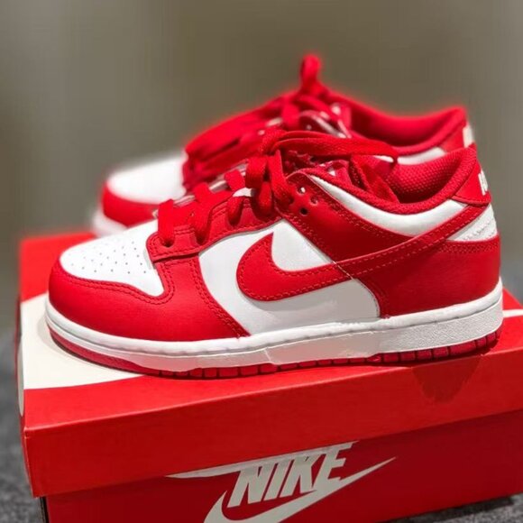 New Nike Dunk white and red women's sports shoes - Picture 2 of 4